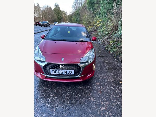 DS AUTOMOBILES DS 3 1.2 PureTech Chic Euro 6 (s/s) 3dr