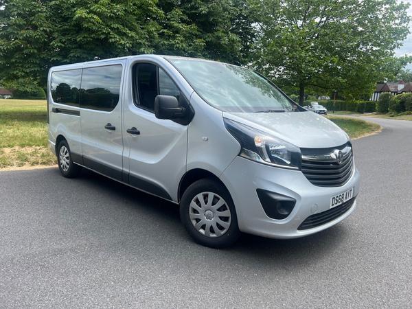Vauxhall Vivaro 1.6 CDTi 2900 L2 H1 Euro 6 (s/s) 5dr (9 Seat)