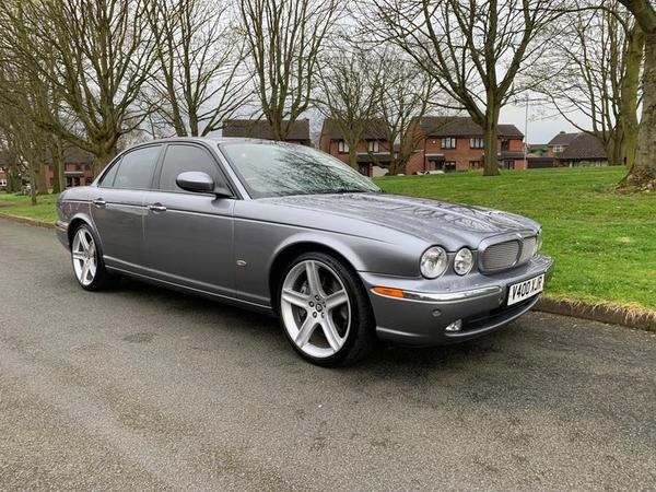 Jaguar XJR 4.2 V8 4dr