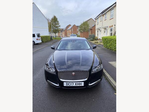 Jaguar XF 2.0d Portfolio Auto Euro 6 (s/s) 4dr