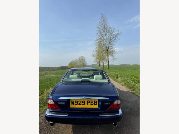 Jaguar XJR 4.0 V8 4dr
