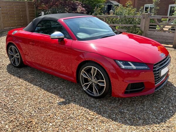 Audi TTS 2.0 TFSI Roadster quattro Euro 6 (s/s) 2dr