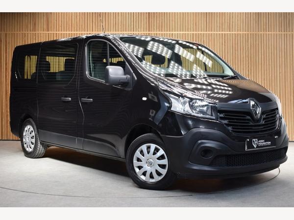 Renault Trafic 1.6 dCi 27 Business SWB Euro 6 5dr (9 Seat)