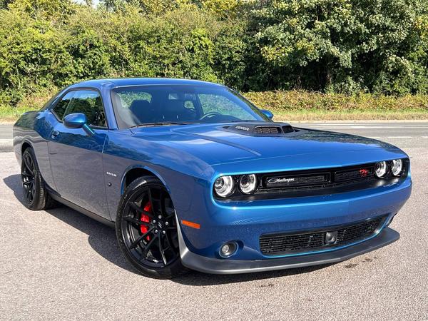 Dodge Challenger