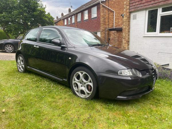 Alfa Romeo 147 3.2 GTA Hatchback 3dr Petrol Manual (287 g/km, 250 bhp)