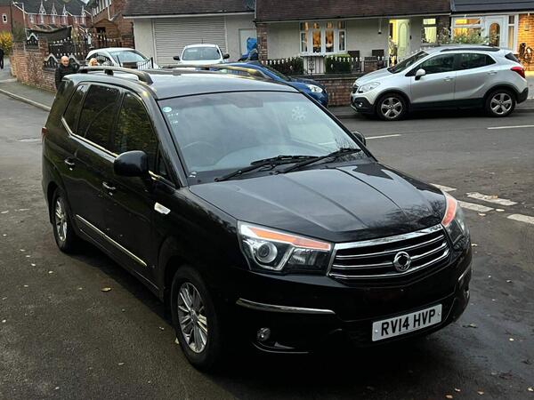 SsangYong Turismo 2.0 e-XDi ES T-Tronic Euro 5 5dr