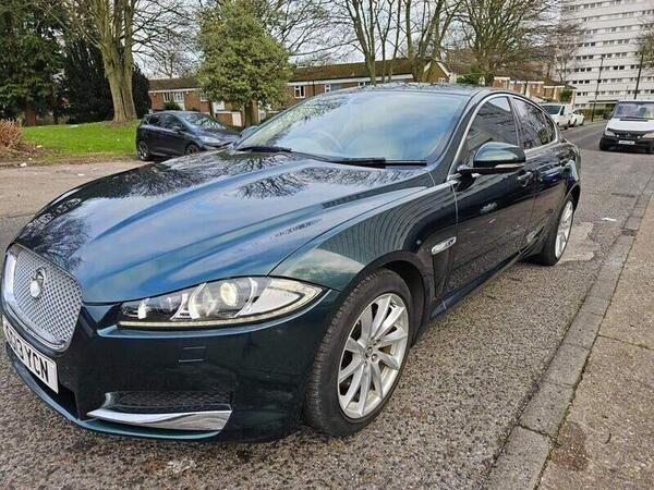 Jaguar XF 2.2d Premium Luxury Auto Euro 5 (s/s) 4dr
