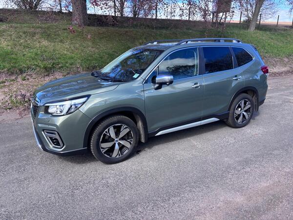 Subaru Forester 2.0 i e-Boxer XE Premium Lineartronic 4WD Euro 6 (s/s) 5dr