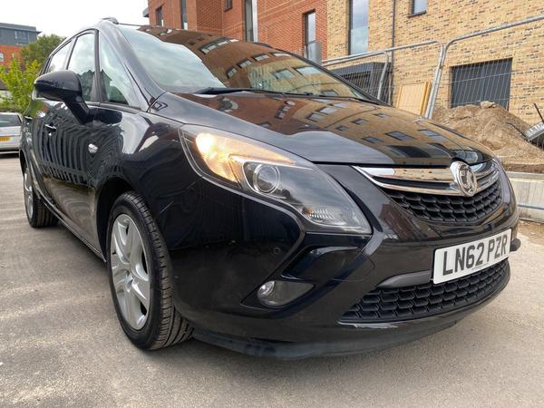 Vauxhall Zafira Tourer 1.8 16V Exclusiv Euro 5 5dr