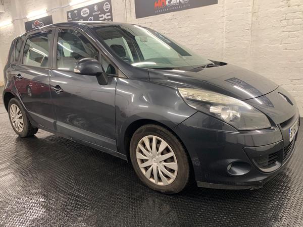 Renault Scenic 1.5 dCi Dynamique Euro 4 5dr
