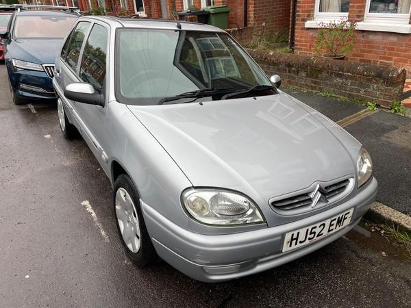 Citroen Saxo 1.1i Desire 5dr
