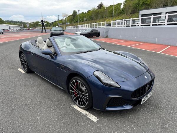 Maserati GranCabrio 3.0 V6 Trofeo ZF AWD Euro 6 (s/s) 2dr
