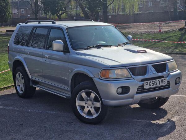 Mitsubishi Shogun Sport 2.5 TD Warrior 5dr