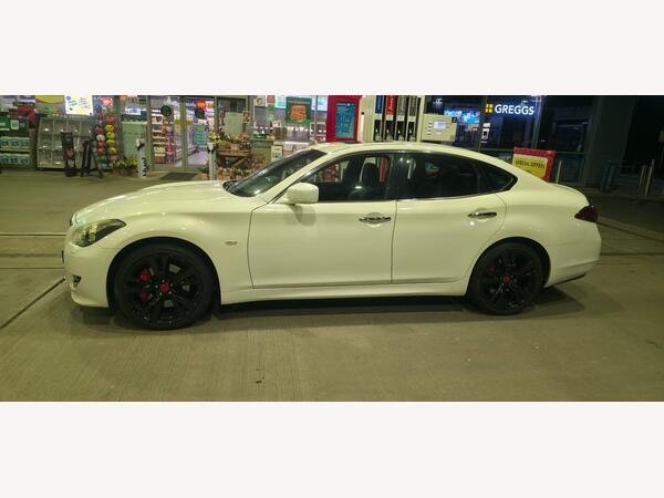 Infiniti M 3.7 37 V6 S Premium Auto Euro 5 4dr