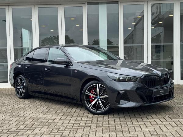 BMW i5 40 83.9kWh M Sport Pro Auto eDrive 4dr (11kW Charger)