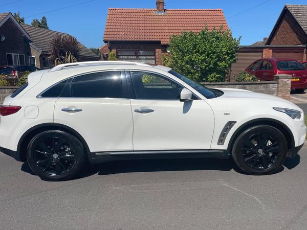 Infiniti FX 3.0 30d V6 Executive Auto 4WD Euro 5 5dr
