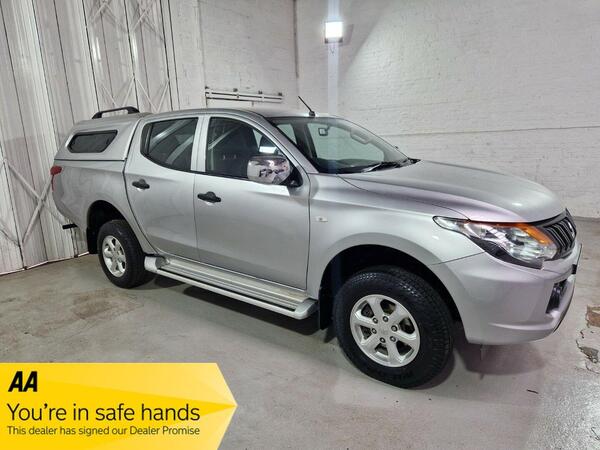 Mitsubishi L200 2.4 DI-D DC 4Life Pickup Double Cab 4dr Diesel Manual 4WD Euro 6 (s/s) (154 ps)