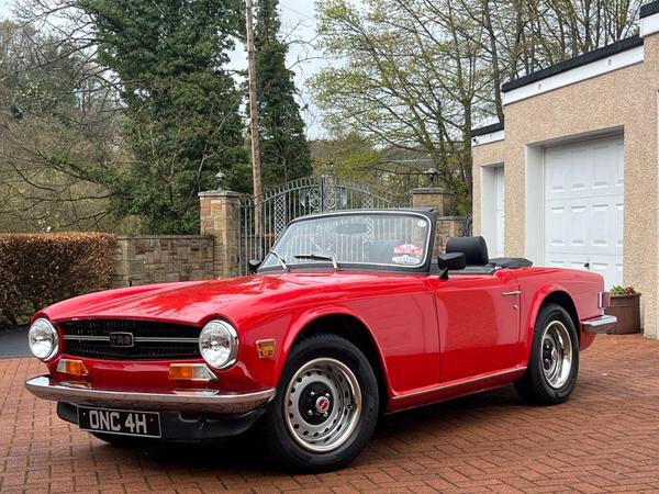 Triumph TR6 2.5 TR6 (1970) CP PI {Overdrive} 150 BHP 2dr