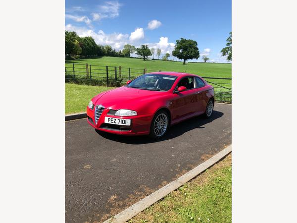 Alfa Romeo GT 1.9 JTDM 16V Lusso 2dr