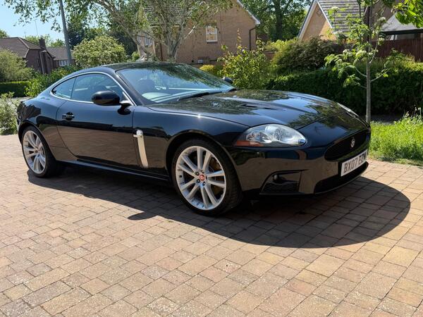 Jaguar XKR 4.2 V8 Auto Euro 4 2dr