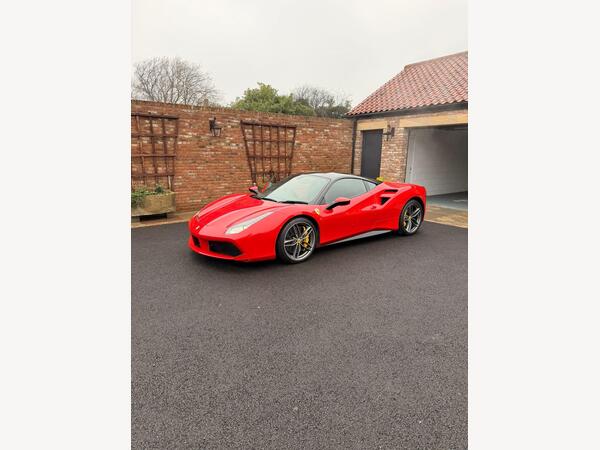 Ferrari 488 3.9T V8 GTB F1 DCT Euro 6 (s/s) 2dr