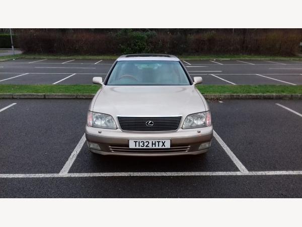 Lexus LS 4.0 400 4dr