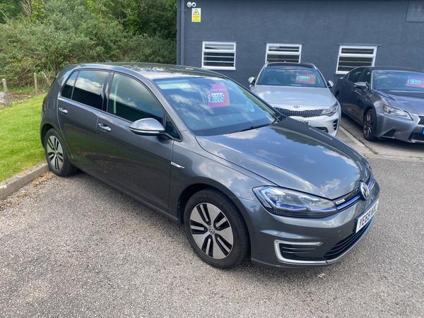 Volkswagen e-Golf 35.8kWh e-Golf Auto 5dr