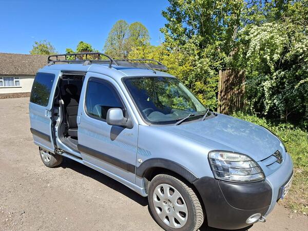 Peugeot Partner 1.6 HDi Escapade 5dr