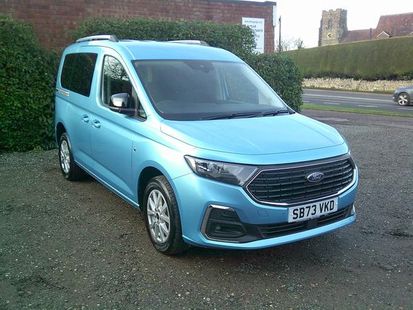Ford Tourneo Connect 2.0 EcoBlue Titanium Allied Mobility FREEDOM MPV 5dr Diesel Manual Euro 6 (s/s) (122 ps)