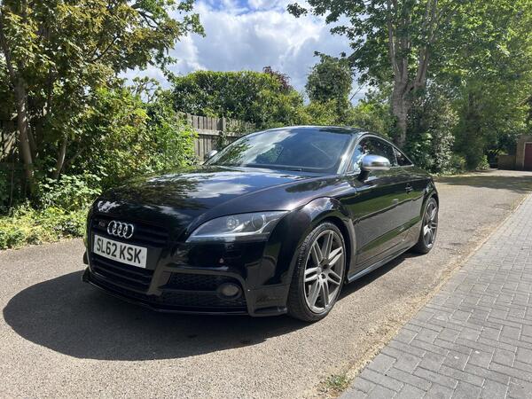 Audi TTS 2.0 TFSI Black Edition S Tronic quattro Euro 5 3dr