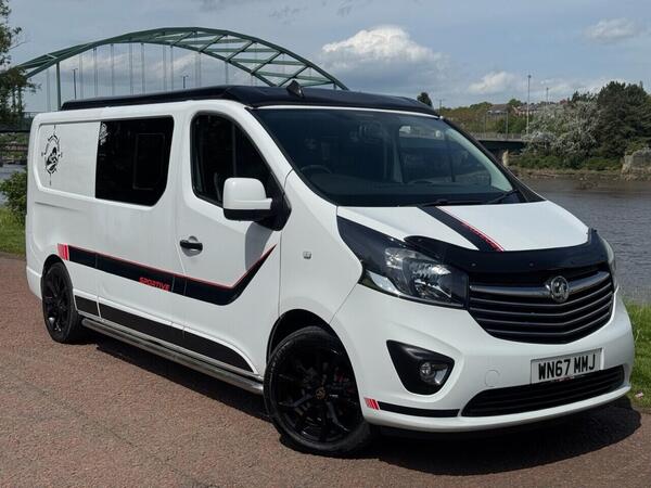 Vauxhall Vivaro 1.6 CDTi 2900 BiTurbo ecoTEC Sportive Panel Van 5dr Diesel Manual L2 H1 Euro 6 (s/s) (125 ps) **POP UP ROOF**