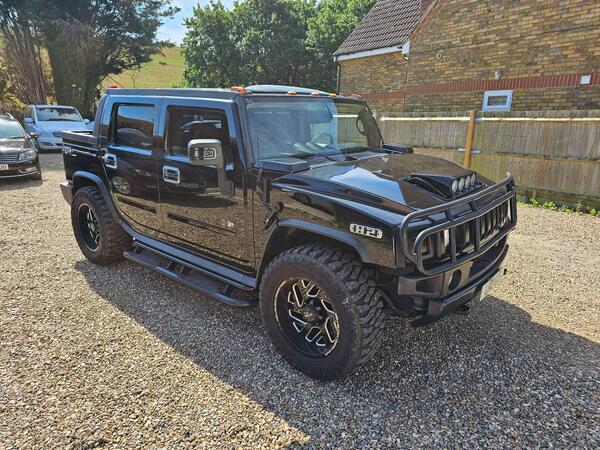 Hummer H2 4dr