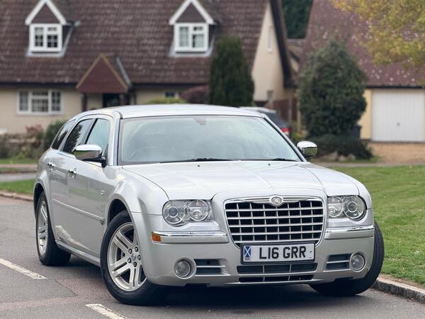 Chrysler 300C 3.5 V6 5dr