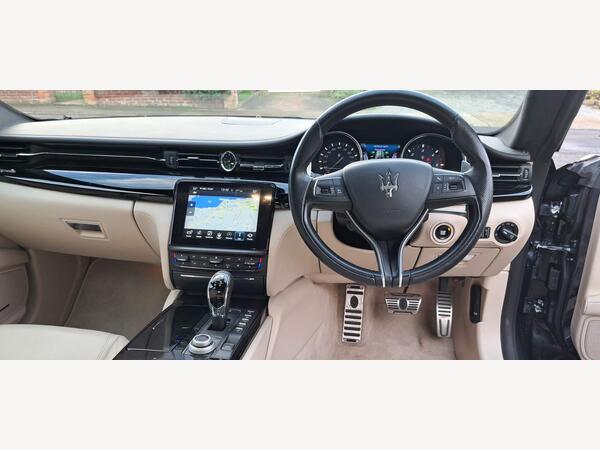 Maserati Quattroporte 3.0D V6 GranSport ZF Euro 6 (s/s) 4dr