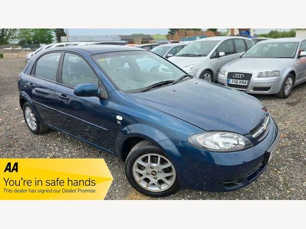 Chevrolet Lacetti 1.6 SX 5dr