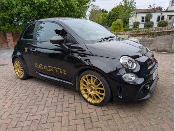 Abarth 695 1.4 T-Jet 75th Anniversario Euro 6 3dr
