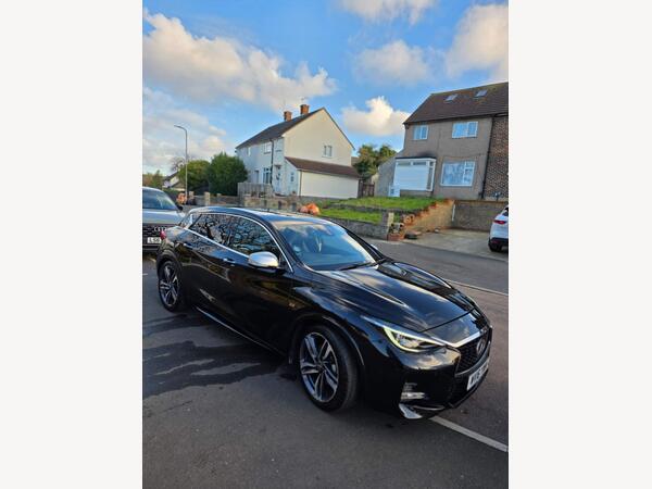 Infiniti Q30 2.0T Sport DCT AWD Euro 6 (s/s) 5dr