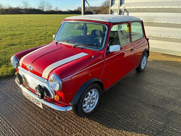 Rover Mini 1.3 Cooper Saloon 2dr Petrol Auto (62 bhp)