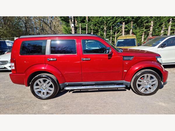 Dodge Nitro 2.8 CRD SXT 5dr