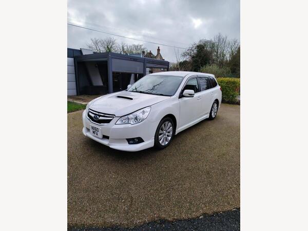 Subaru Legacy 2.0 R Sport Tourer 5dr