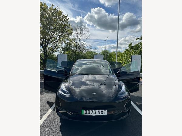 Tesla Model Y (Dual Motor) Long Range Auto 4WDE 5dr