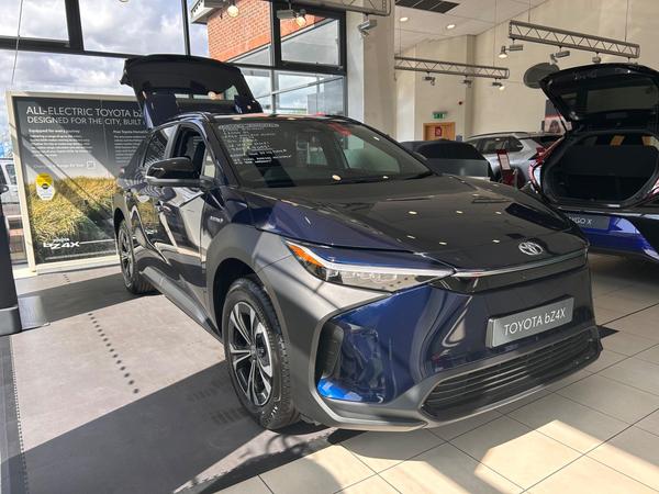 Toyota bZ4X 71.4 kWh Motion Auto AWD 5dr (11kW OBC)