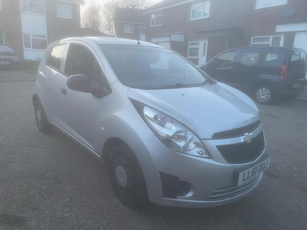 Chevrolet Spark 1.0i + Euro 5 5dr (No a/c)