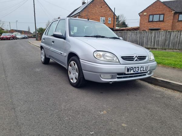 Citroen Saxo 1.1i Desire 5dr