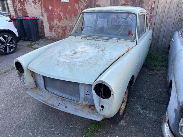 Austin A40