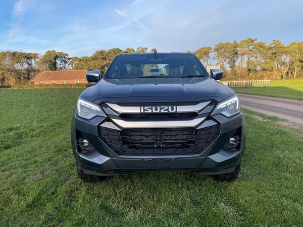 Isuzu D-Max 1.9 TD DL40 Auto 4WD Euro 6 (s/s) 4dr