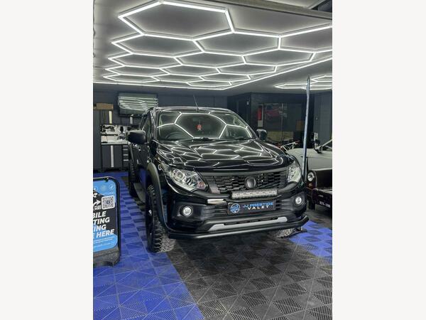 Fiat Fullback 2.4D Cross Pickup Double Cab 4dr Diesel Auto 4WD Euro 6 (180 ps)