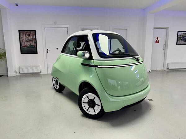 Micro Microlino 10.5kWh Medium Range Auto 2dr LHD