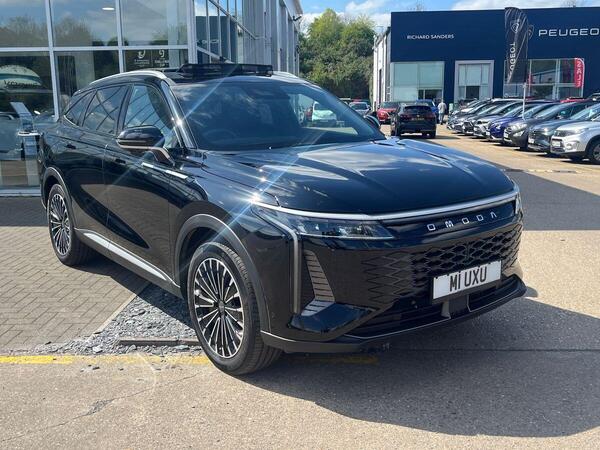 OMODA 9 1.5T SHS 34.46kWh Noble DHT3 4WD Euro 6 (s/s) 5dr