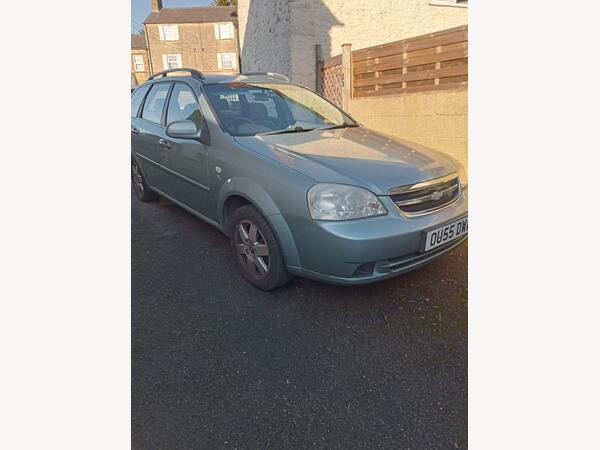 Chevrolet Lacetti 1.6 SX 5dr